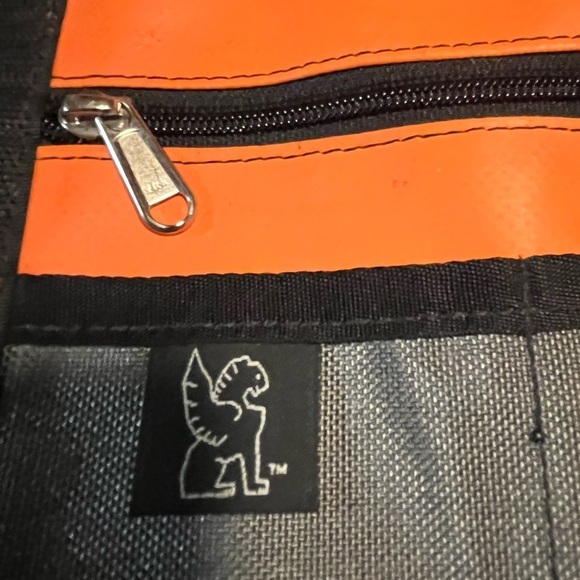 Chrome Distill Shoulder Laptop Nylon Bag - Picture 9 of 10